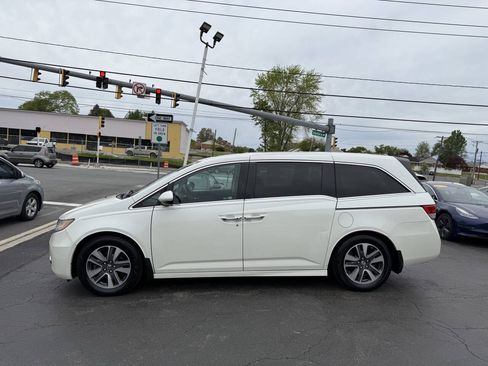 Used 2016 Honda Odyssey Touring image 5