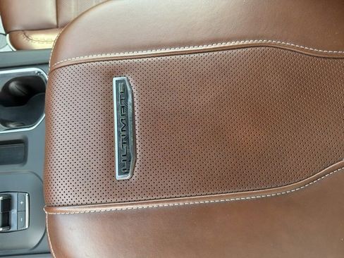 Certified 2024 GMC Sierra 2500 Denali Ultimate image 27