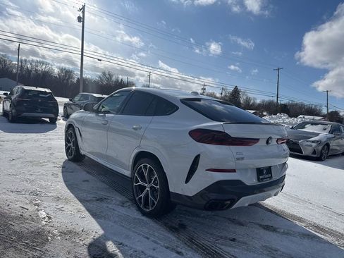 New 2026 BMW X6 M60i image 5