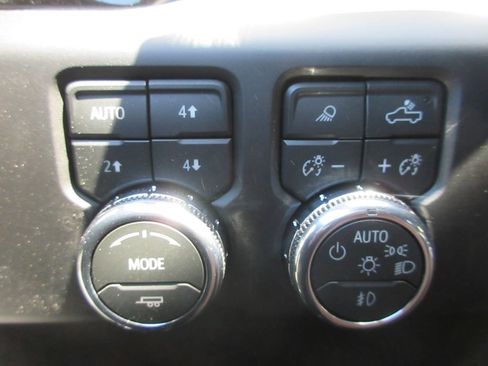 New 2026 GMC Sierra 1500 AT4 w/ AT4 Premium Package AWD/4WD image 19