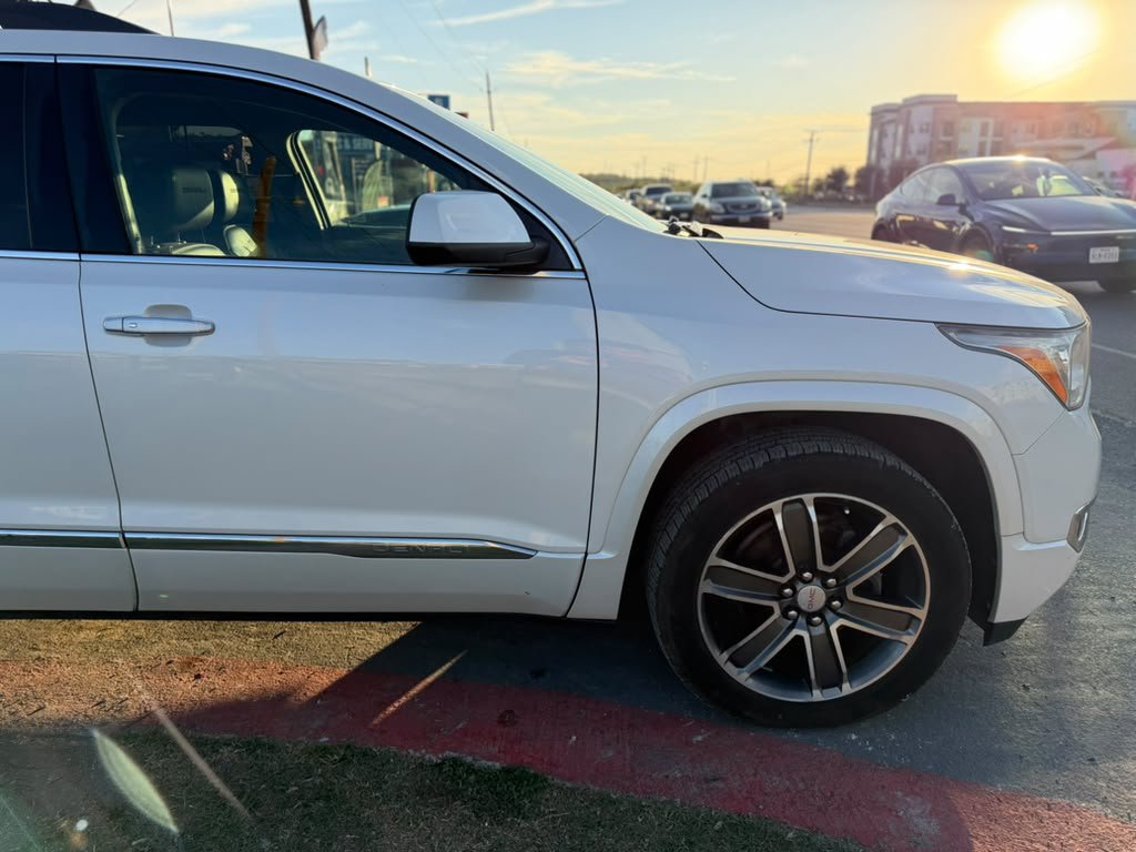 Used 2017 GMC Acadia Denali AWD/4WD image 10