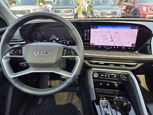 Used 2025 Audi Q5 Premium Plus AWD/4WD image 13