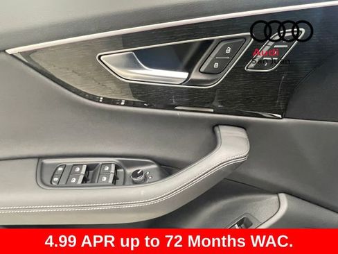 Certified 2024 Audi Q8 Prestige image 26
