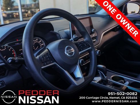 Used 2022 Nissan Altima 2.5 SV image 14