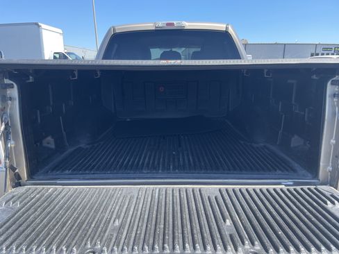 Used 2011 Ford F150 XLT w/ XLT Chrome Pkg AWD/4WD image 10
