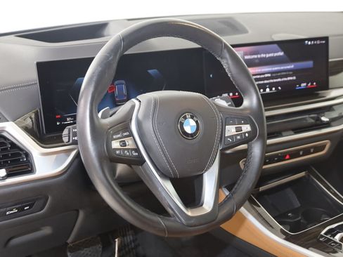 Used 2025 BMW X5 xDrive40i w/ Climate Comfort Package AWD/4WD image 6