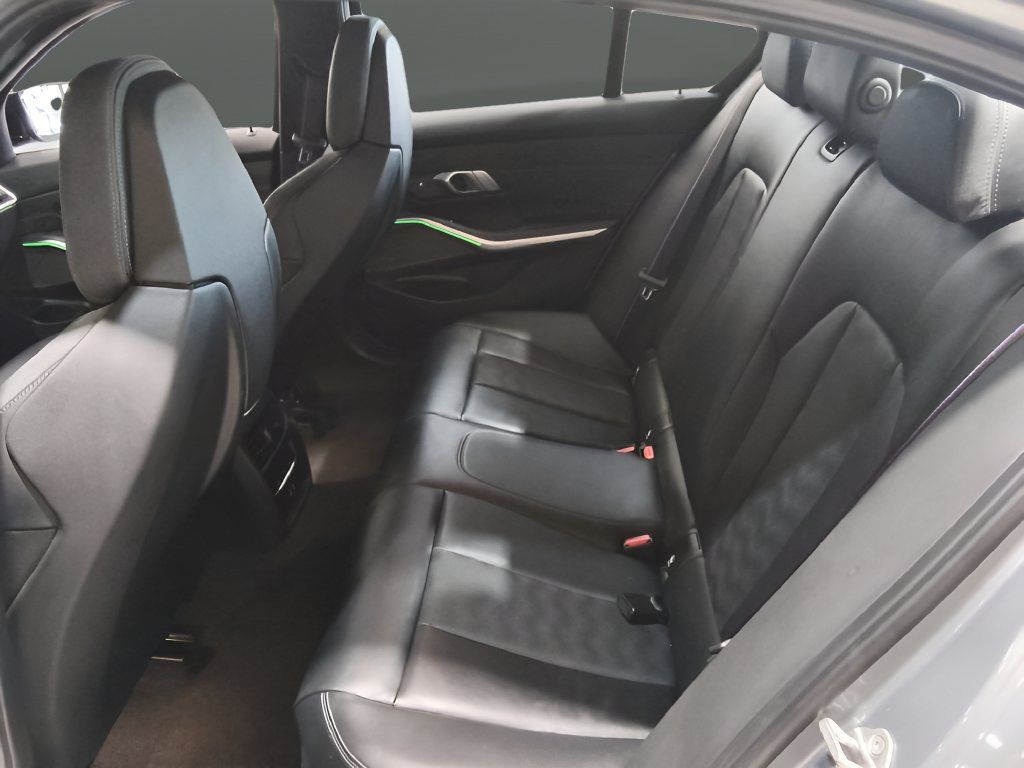 Used 2023 BMW M3 w/ Executive Package RWD image 18