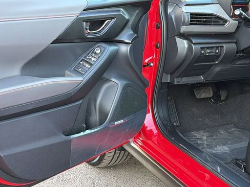 New 2026 Subaru Crosstrek 2.5i Limited w/ Crosstrek Mirror Package AWD/4WD image 23