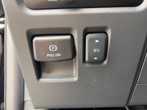 New 2025 Ford F150 Lariat w/ Equipment Group 501A Mid image 23