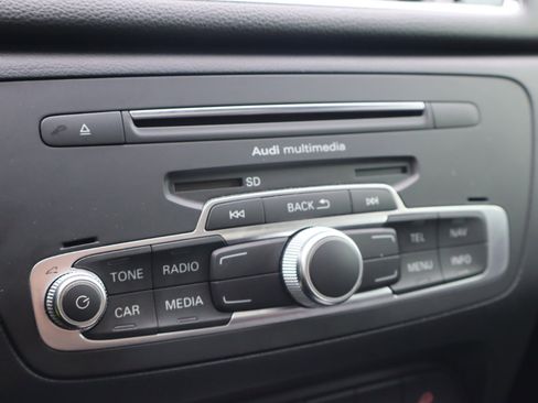 Used 2018 Audi Q3 2.0T Premium image 39