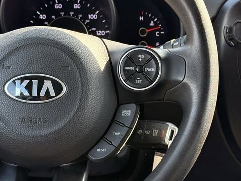 Used 2019 Kia Soul image 22