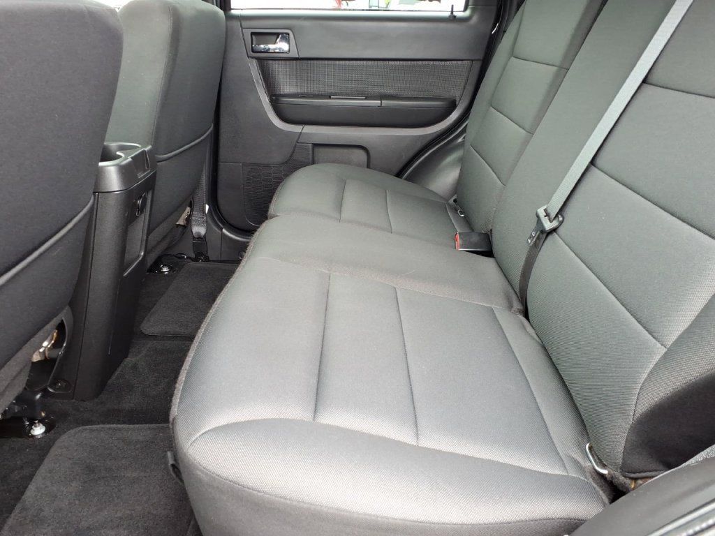 Used 2011 Ford Escape XLT w/ 201A Rapid Spec Order Code FWD image 15
