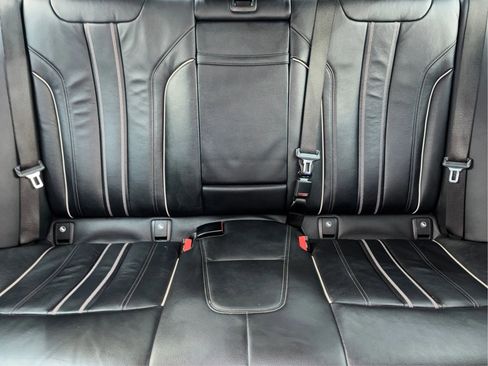 Used 2018 BMW 530e xDrive 530e xDrive iPerformance Sedan image 20