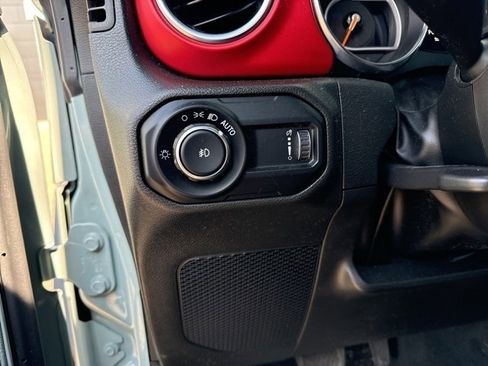 Used 2023 Jeep Wrangler Unlimited Rubicon w/ Cold Weather Group image 6