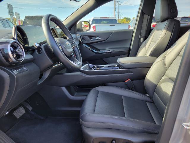 Used 2025 Chevrolet Equinox LT w/ Convenience Package II AWD/4WD image 8