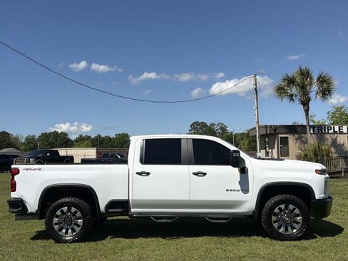 Used 2023 Chevrolet Silverado 2500 Custom w/ Custom Value Package AWD/4WD image 7