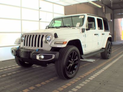 Used 2023 Jeep Wrangler Unlimited Sahara w/ Cold Weather Group
