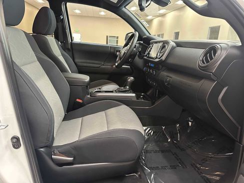 Certified 2023 Toyota Tacoma TRD Sport w/ Black Out Package (TMS) AWD/4WD image 26