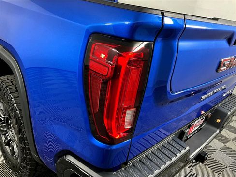 Used 2024 GMC Sierra 1500 AT4X AWD/4WD image 24