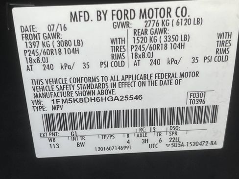 Used 2017 Ford Explorer XLT w/ Equipment Group 202A AWD/4WD image 30