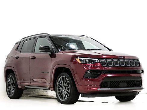 Used 2022 Jeep Compass High Altitude AWD/4WD image 1