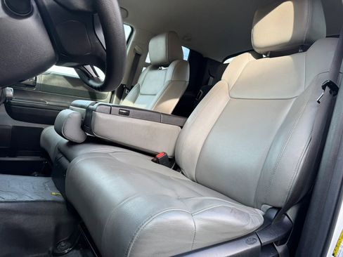 Used 2020 Toyota Tundra SR image 10