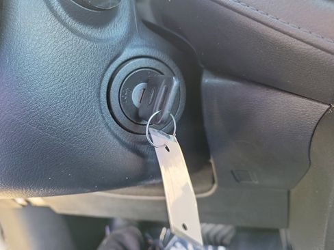 Used 2024 Nissan Versa S w/ S Plus Package image 29