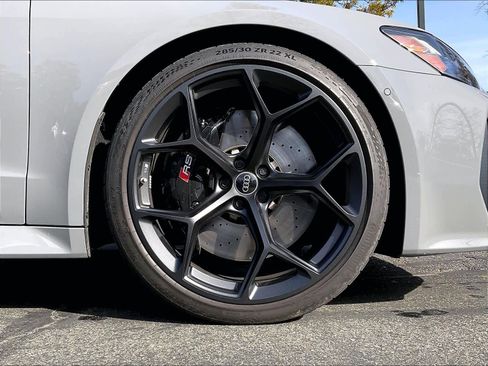 Used 2025 Audi RS 7 Performance image 11