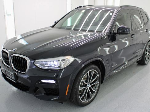 Used 2018 BMW X3 xDrive30i image 4