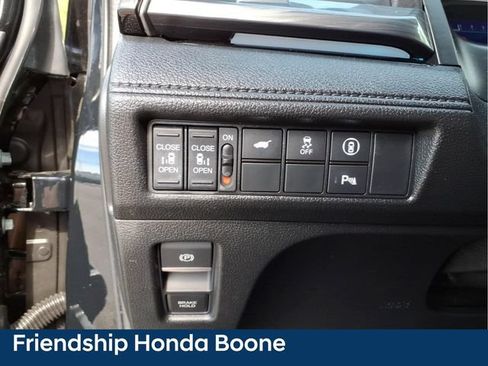 Used 2023 Honda Odyssey Elite image 24