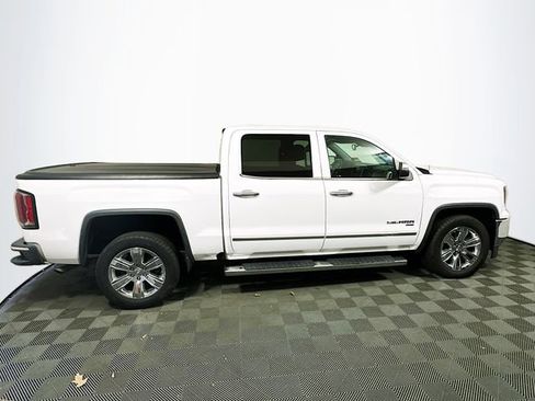 Used 2018 GMC Sierra 1500 SLT w/ Enhanced Driver Alert Package image 9