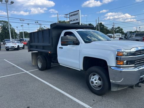 Used 2018 Chevrolet Silverado 3500 W/T w/ WT Convenience Package AWD/4WD image 1