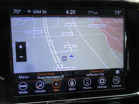 Used 2020 Jeep Grand Cherokee Limited w/ Luxury Group II AWD/4WD image 32