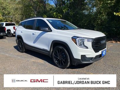 Used 2023 GMC Terrain SLE w/ Driver Convenience Package