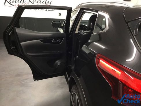 Used 2018 Nissan Rogue Sport SL w/ SL Premium Package AWD/4WD image 25