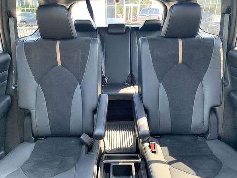 Certified 2024 Toyota Grand Highlander AWD Hybrid image 32