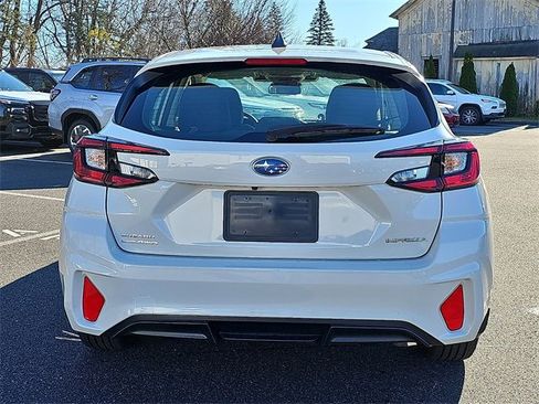 Used 2024 Subaru Impreza 2.0i image 5