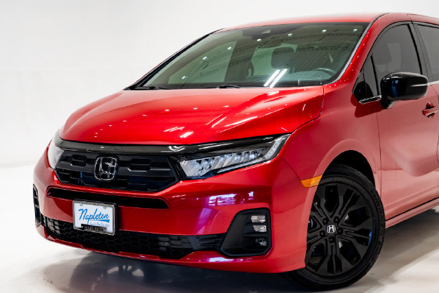 Used 2025 Honda Odyssey Sport-L image 4