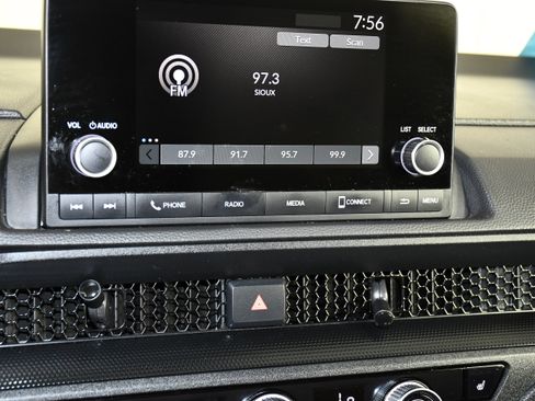 Certified 2024 Honda CR-V EX image 28