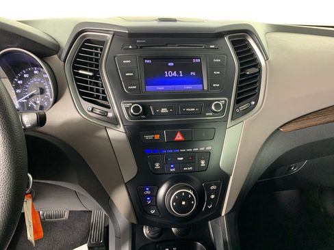 Used 2018 Hyundai Santa Fe Sport FWD image 25