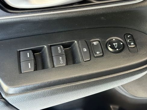 Used 2022 Honda CR-V Touring image 13