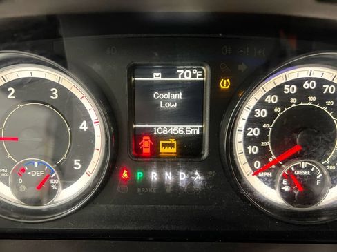 Used 2017 RAM 2500 Tradesman w/ Chrome Appearance Group AWD/4WD image 13