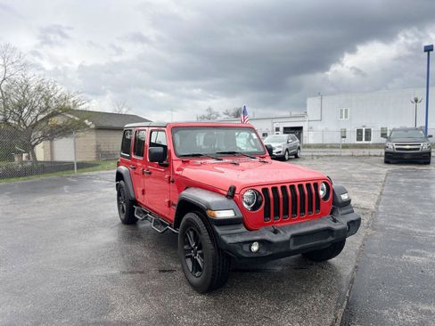 Used 2020 Jeep Wrangler Unlimited Sport AWD/4WD image 3
