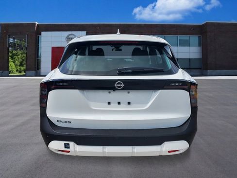 New 2026 Nissan Kicks S FWD image 5