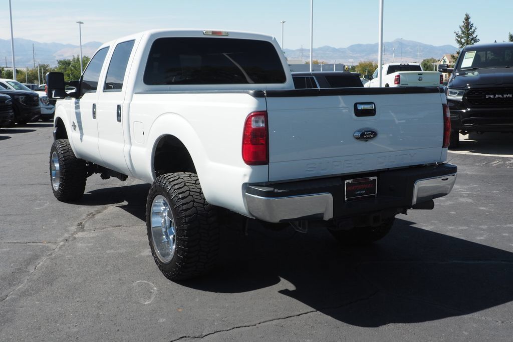 Used 2015 Ford F250 XLT w/ Camper Package AWD/4WD image 7