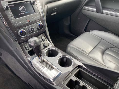 Used 2017 Buick Enclave Leather w/ Enclave Sport Touring Edition image 17