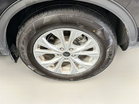 Used 2025 Ford Escape Active FWD image 11