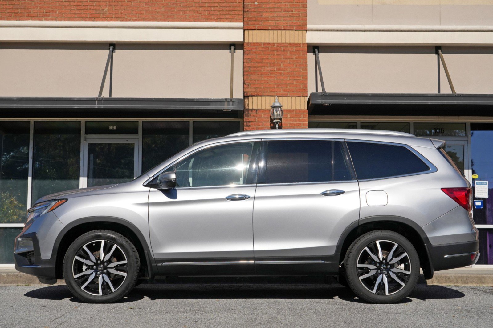 Used 2020 Honda Pilot Touring image 8
