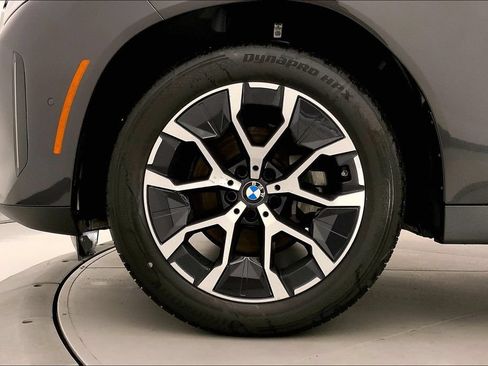 Used 2025 BMW X3 xDrive30i w/ Premium Package AWD/4WD image 8