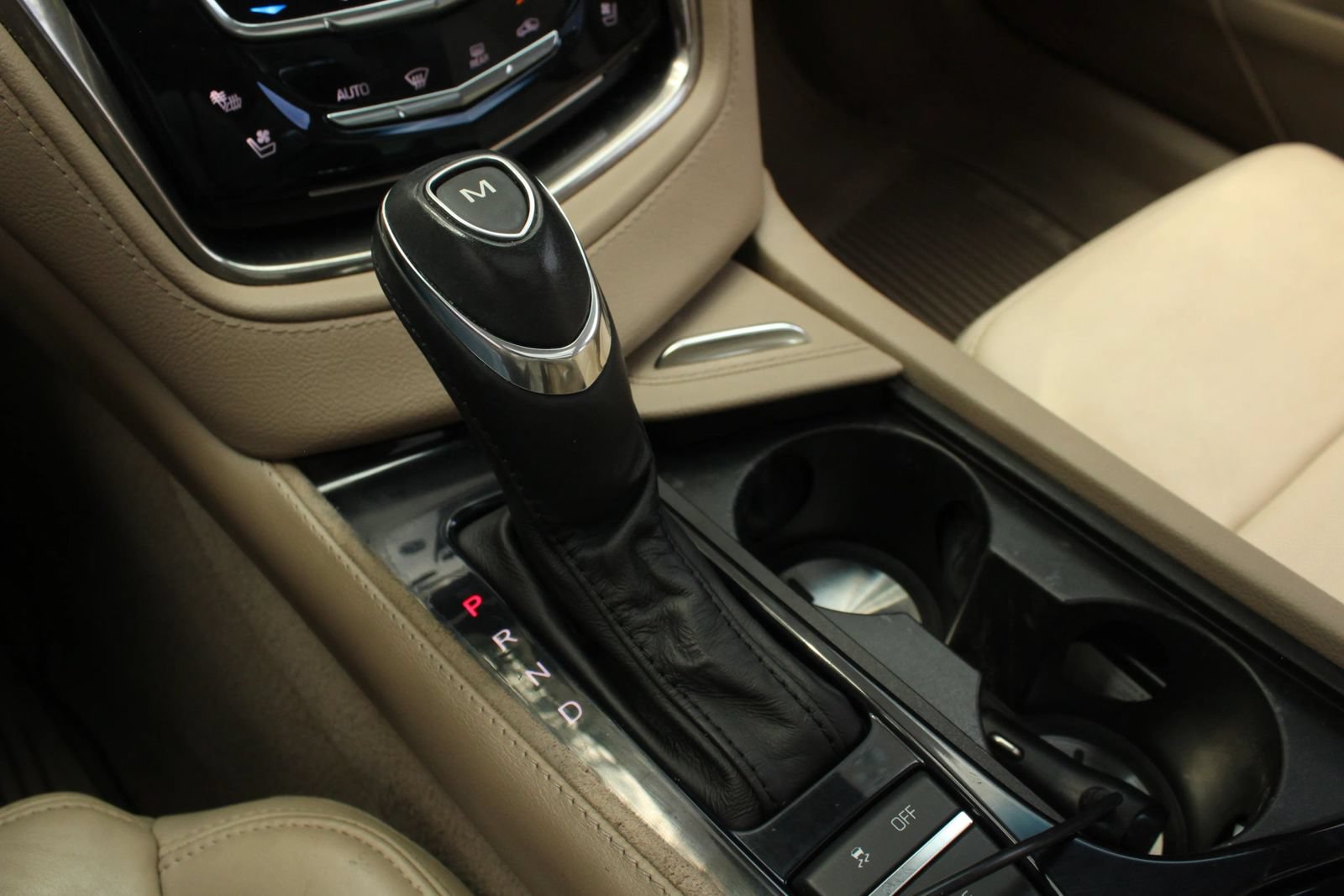 Used 2015 Cadillac CTS Luxury RWD image 31